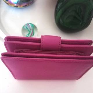 Fuchsia leather wallet