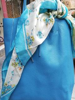 "Sky blue" leather tote bag